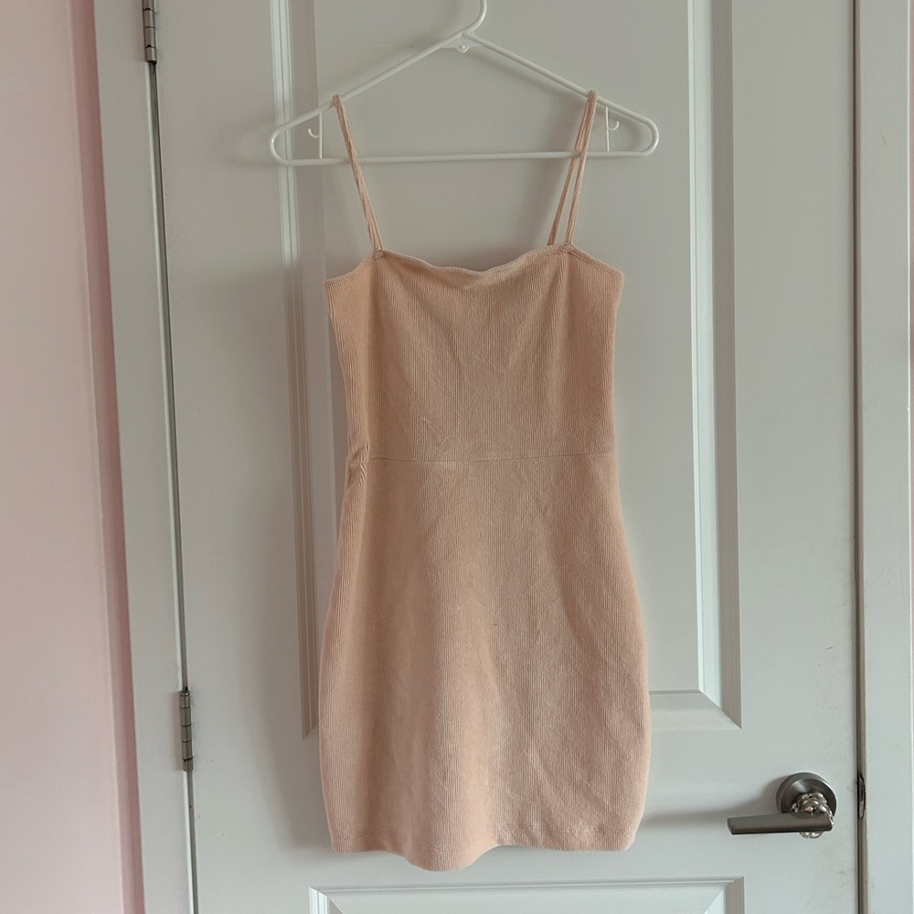 LAST CALL! f21 baby pink spaghetti strap dress